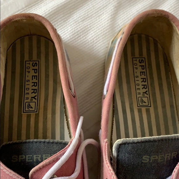 Sperry - Picture 4 of 5